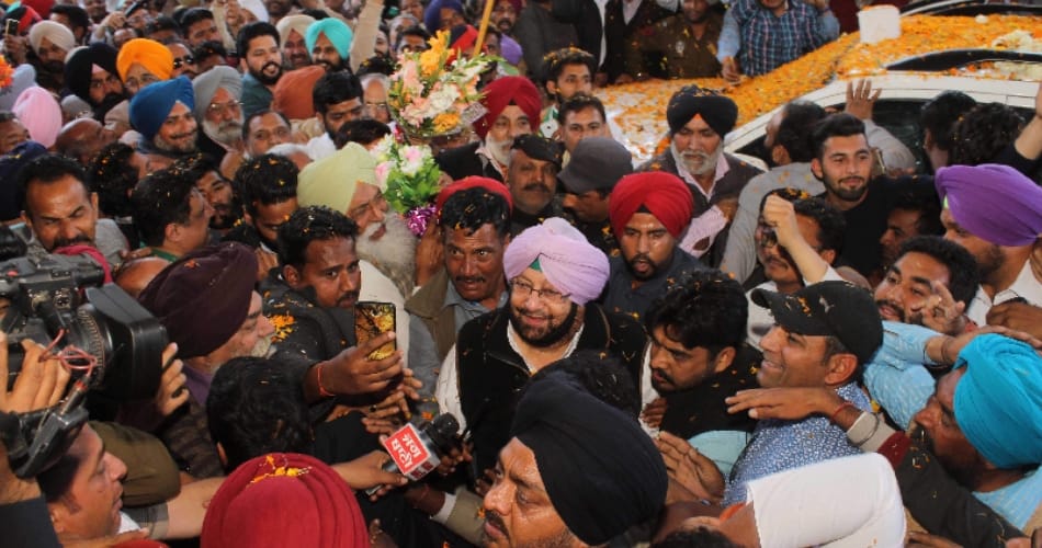 pakistani formar journalist aroosa alam in chandigarh for captain amrinder singh victory celebration