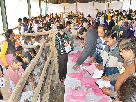 Beats up and down with counting of votes
