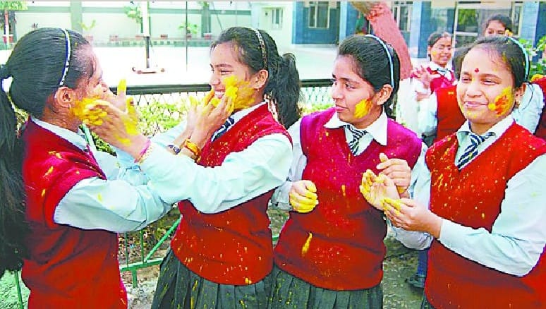 Holi's fun colorful children
