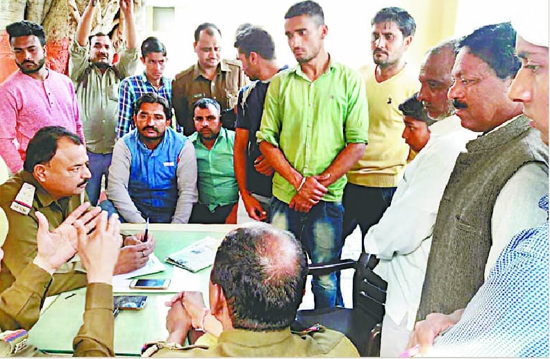 Beaten youth to catch pocket money