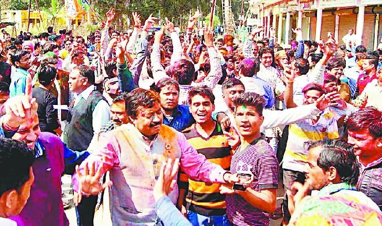 BJP on one, SP on two