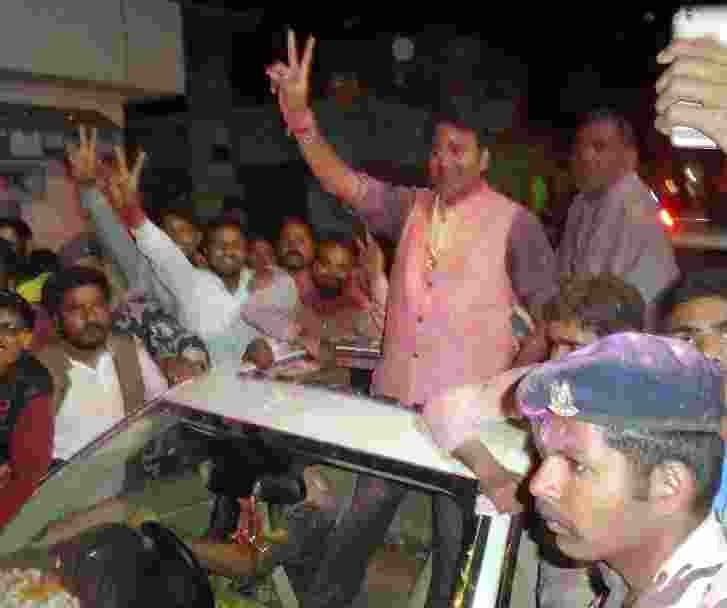 every phase sangeet som won