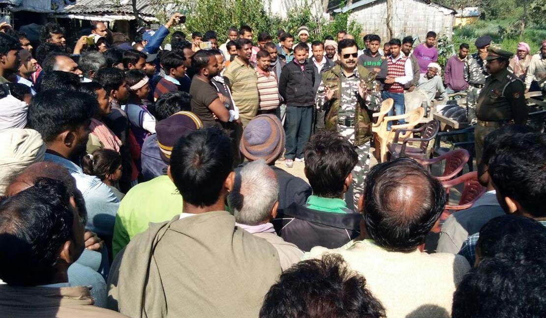 SSB guards on Indo-Nepal border; shutdown