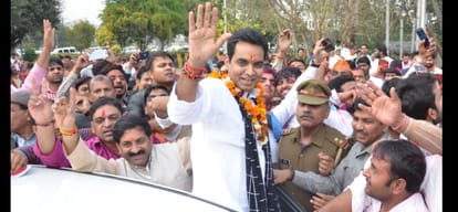 There are also two strong contenders of CM in UP