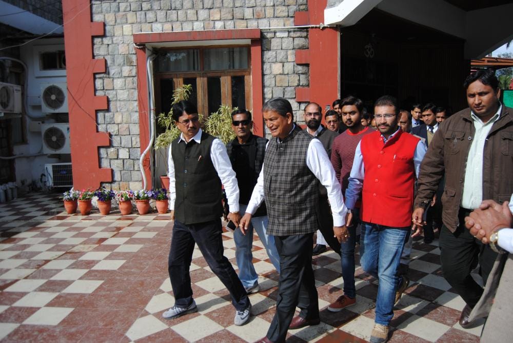 Harish rawat will protest against state govt Decision