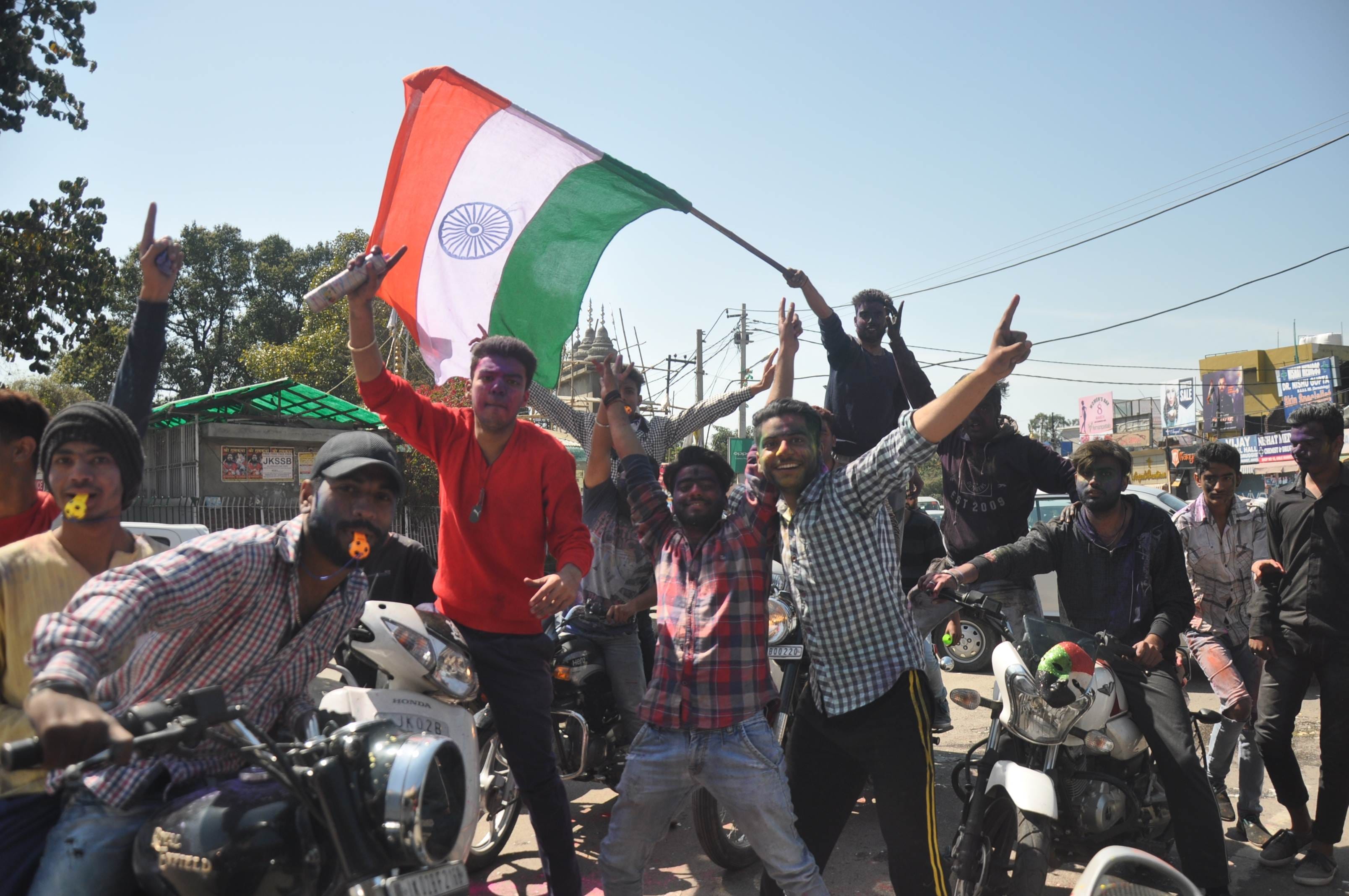 holi celebration in jammu city