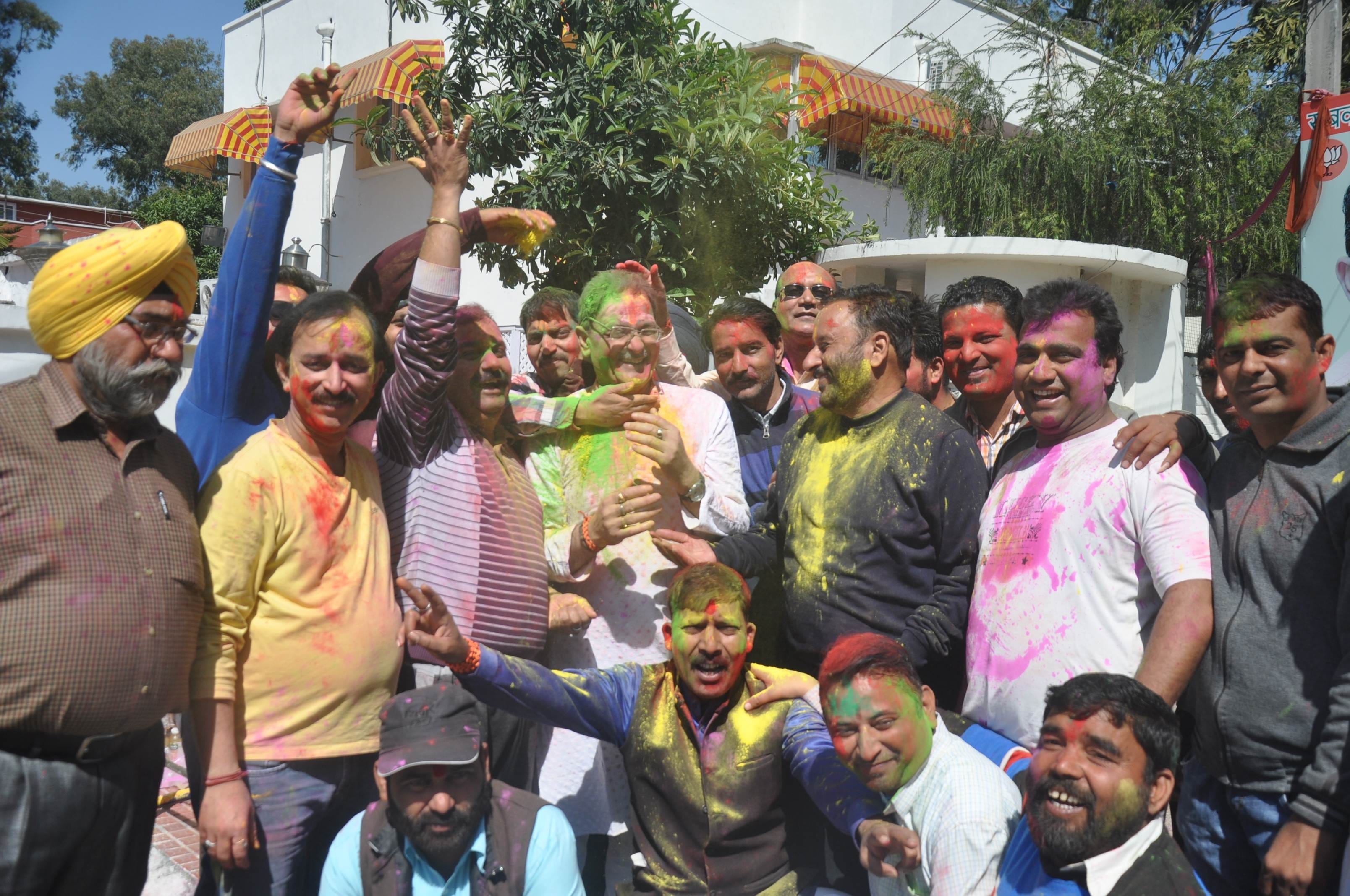 holi celebration in jammu city