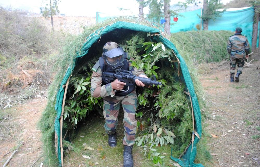 indo american war exercise 2018 in almora both army enjoy in free time
