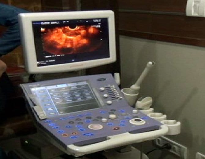 lady doctor arrested in case of sex testing in womb at sonipat of haryana
