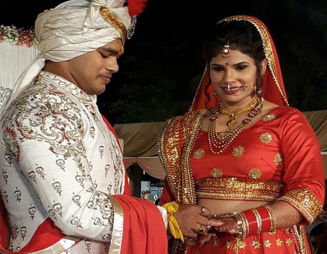 wrestler narsingh yadav got married with wrestler shilip sheoran, unseen photos of marriage 
