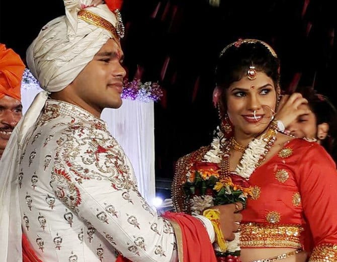 wrestler narsingh yadav got married with wrestler shilip sheoran, unseen photos of marriage 