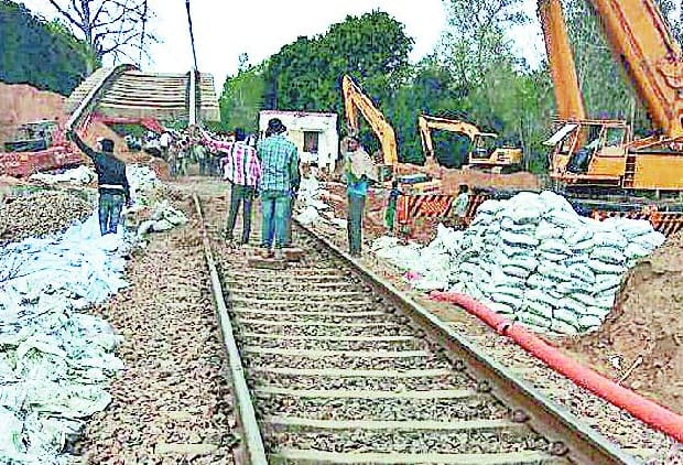 Passengers with six hours mega block disrupted