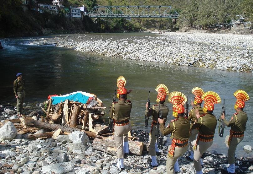 Youth giving tribute to fellow