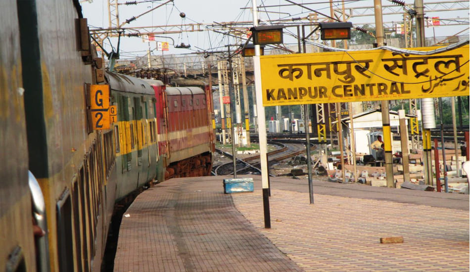trains go full on holi