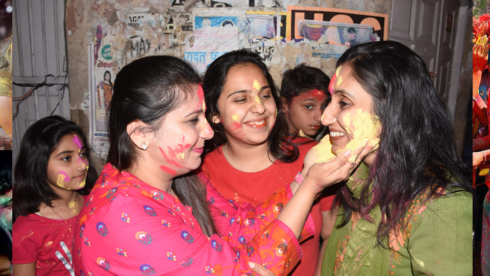 holi celebration photos