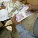 Hydrabad: A man arrested for trying to deposit Rs 9.90 lakhs of fake note