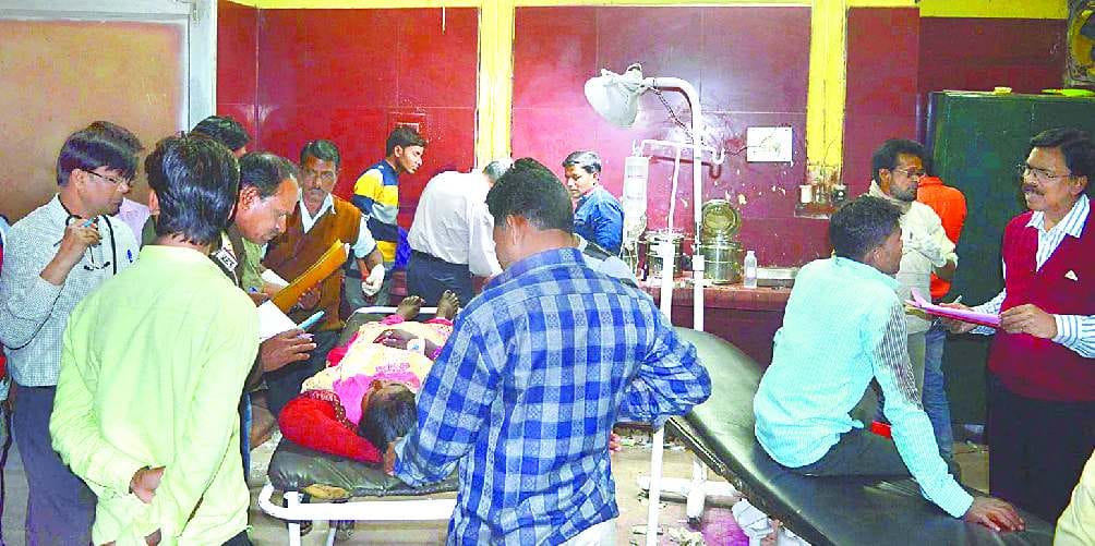 Seven devotees die in accident