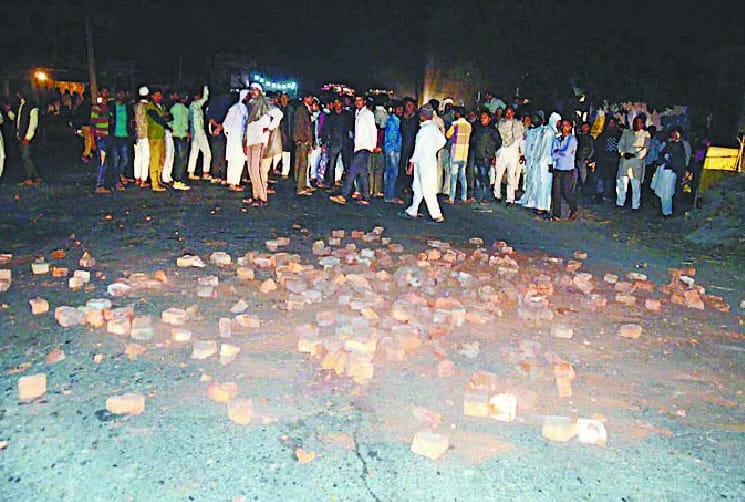 Highway jam after the driver's murder, commotion