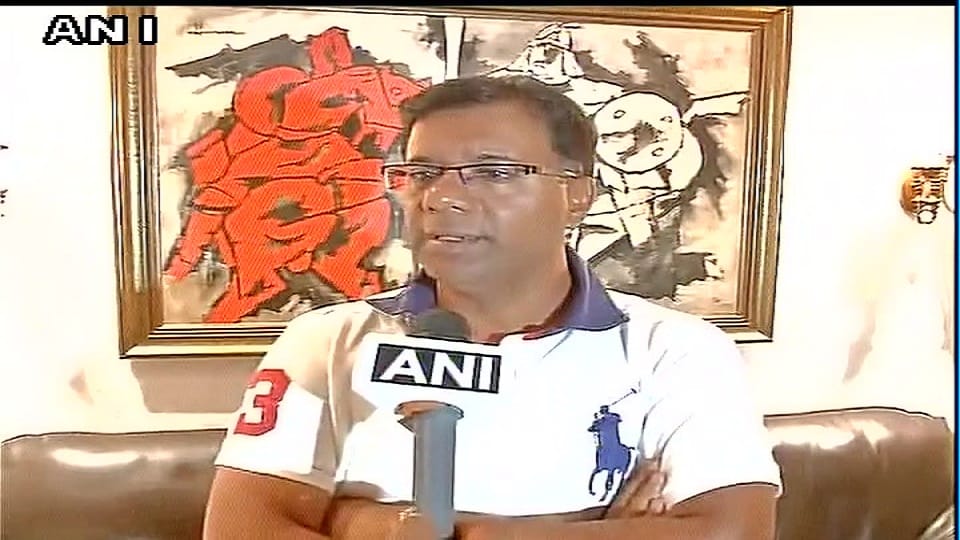Goa :  All Congress MLAs along with Digvijaya Singh will meet Governor post CLP meet 