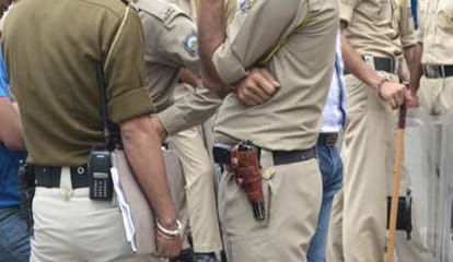 firing at kanpur after holi 