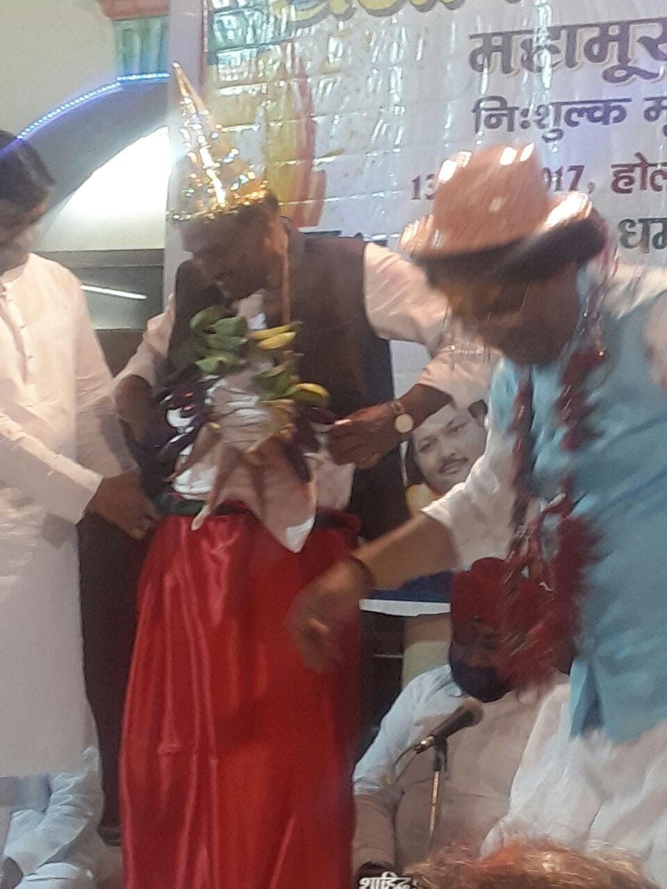 mla durga yadav declare greatest fool at azamgarh on the occasion of holi