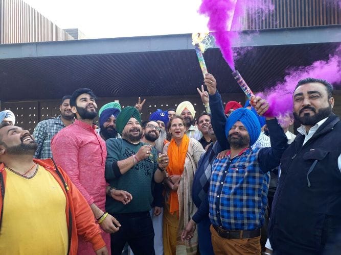 holi of punjab assembly election 2017 victory at navjot sidhu house