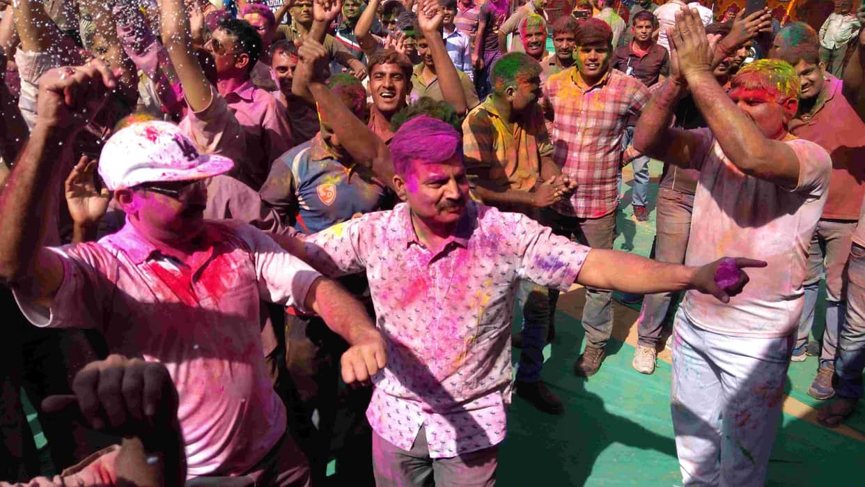 holi celebration of jaipur police