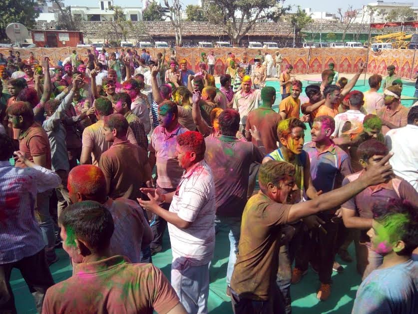 Police played Holi, imposed gulal