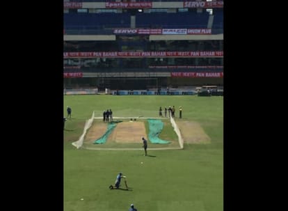 Third test: Ranchi's turned wicket boosts Australian team's tension