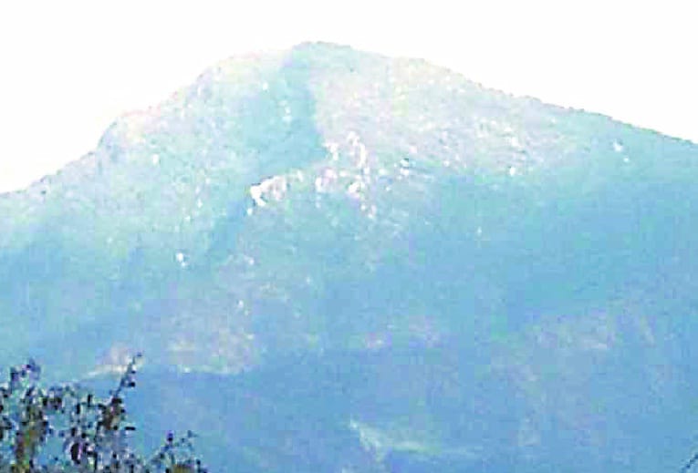 Heavy snowfall in the higher peaks grew cold