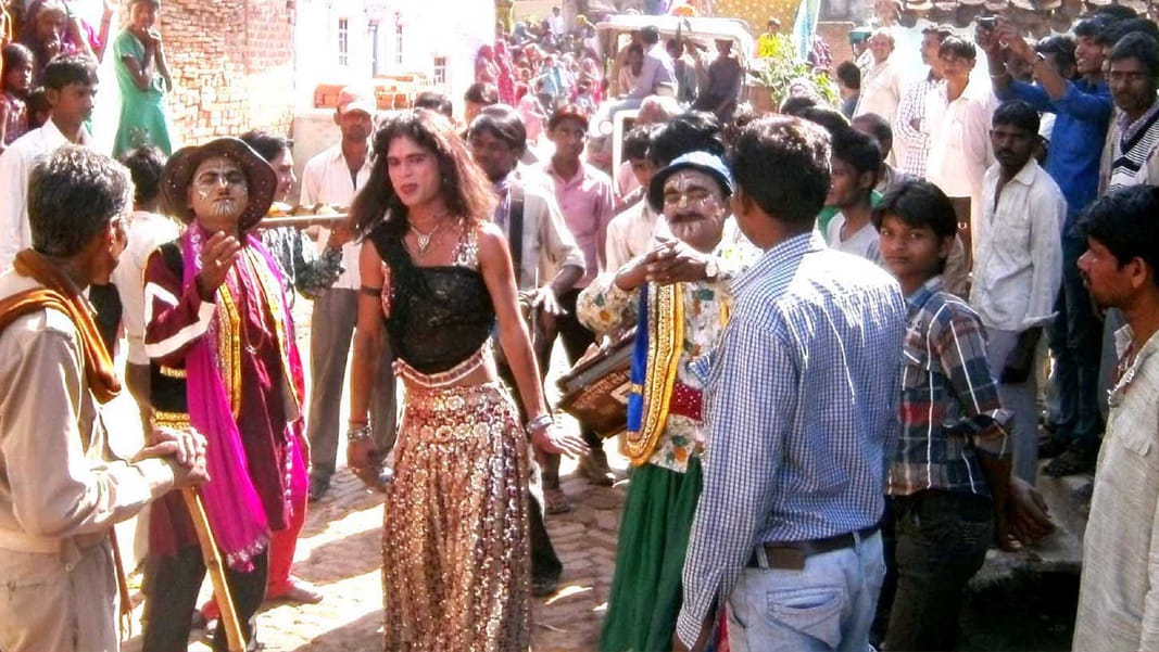 unique marriage on holi