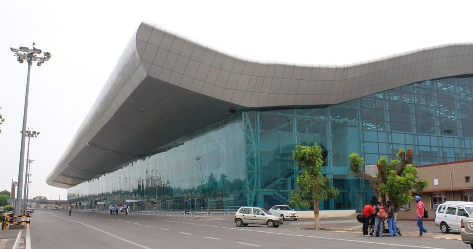 flights to goa and kolkata canceled from amritsar airport due to fog