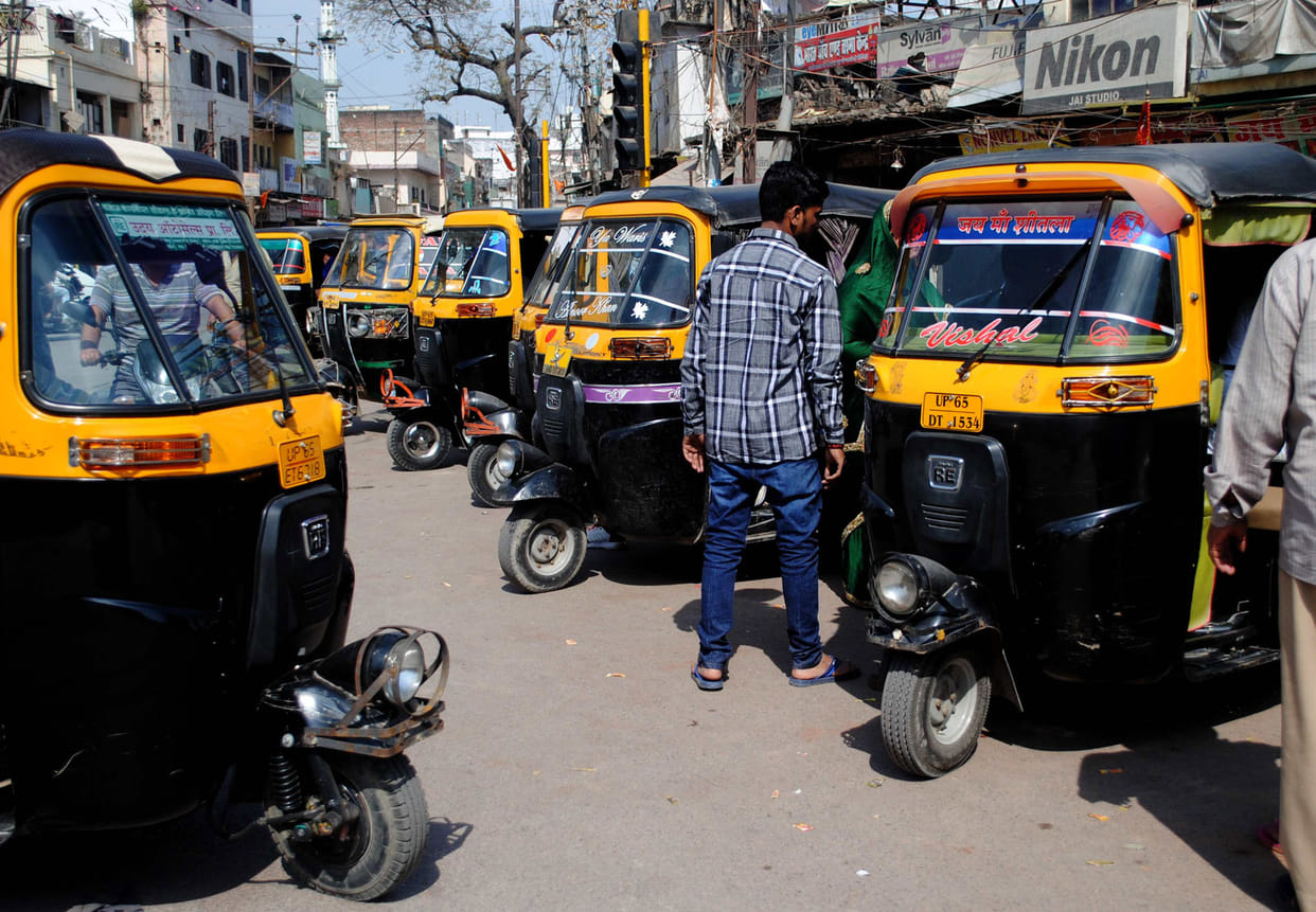 Auto drivers recover 30 lakhs every month