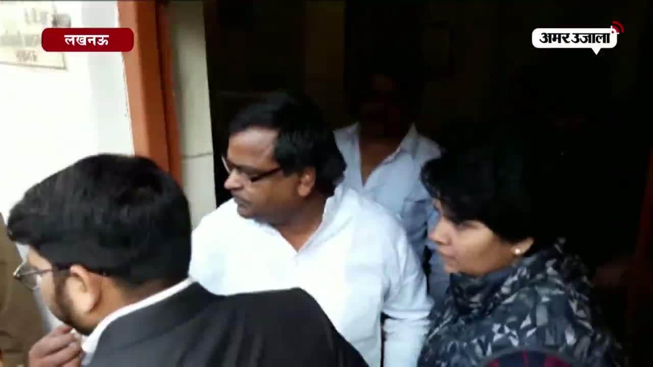 गायत्री प्रजापति