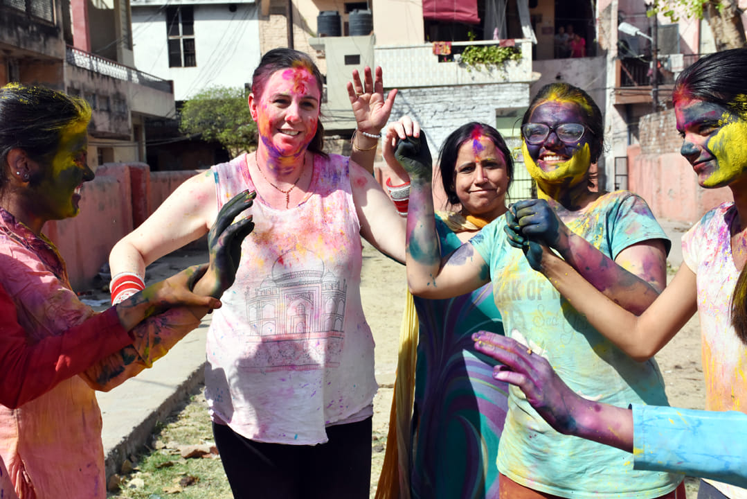 holi with american bhabhi