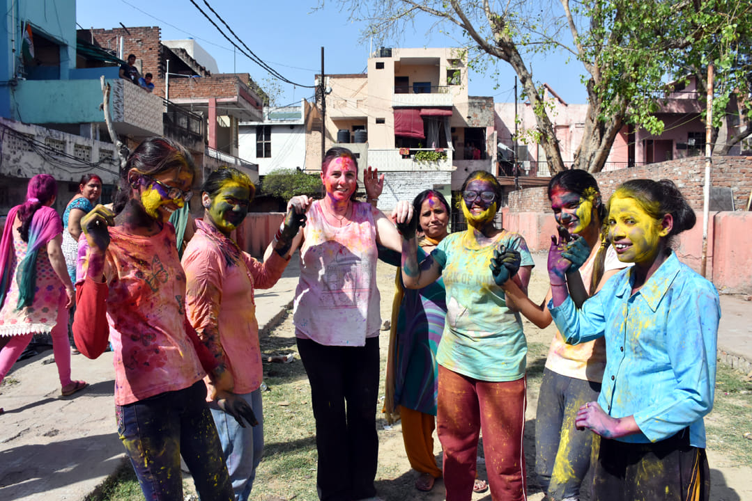 holi with american bhabhi