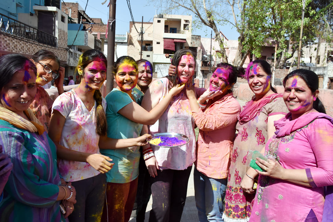 holi with american bhabhi