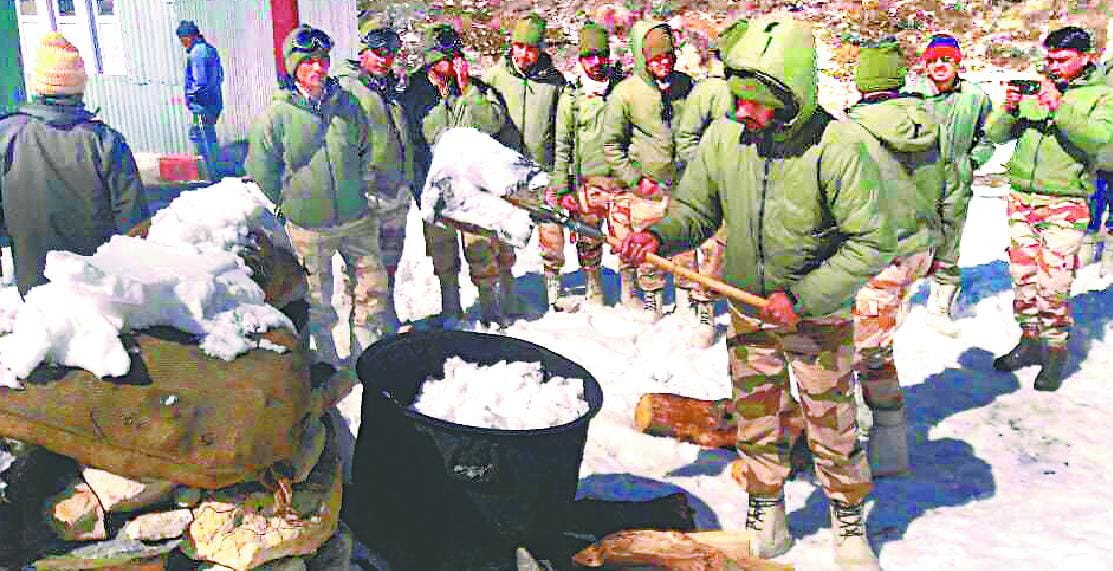 The thirst of the ice melted and disappeared soldiers