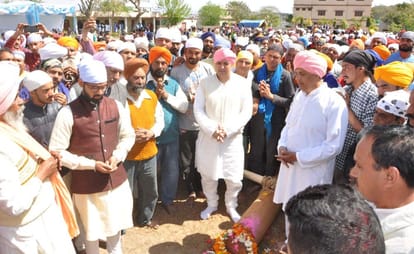 preparation for jhande ji mela in darbar sahib