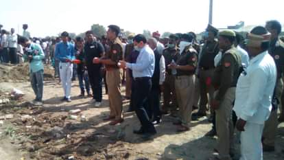 building collapses blast following ammonia gas leak in shivrajpur area