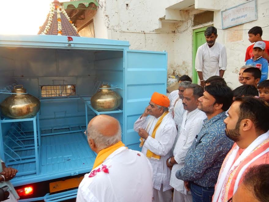 Milk will come in the chariot for nathdwara temple