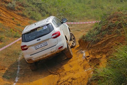 review of all new ford endeavour 