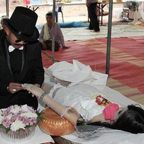 unmarried boys get married with dead girls