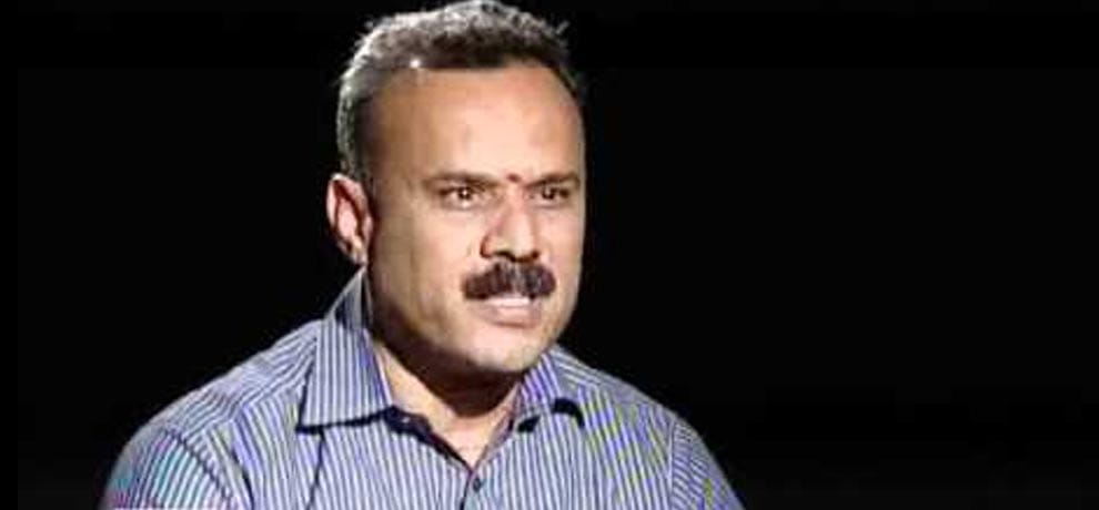 case registered against bjp mla suresh gowda after slapping toll manazer in karnataka