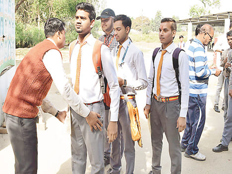 Rule dharma, 26 mobile recovered from three centers