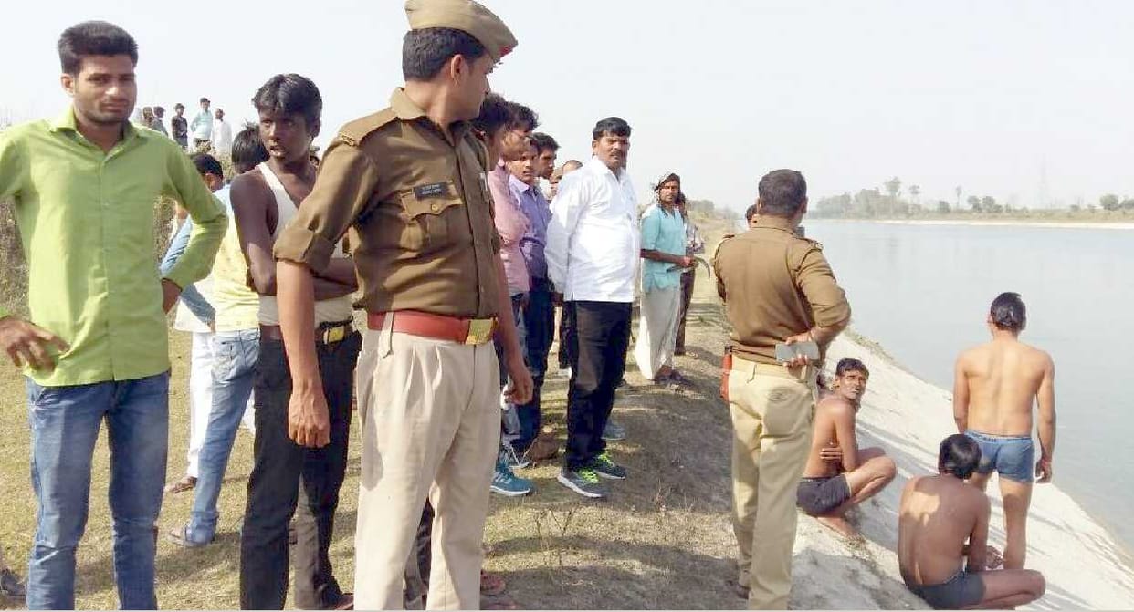 The lover doubles the leap in the river Sharda