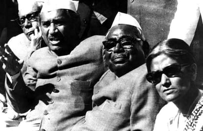 Modi wave was bigger than 40 years ago Janta party