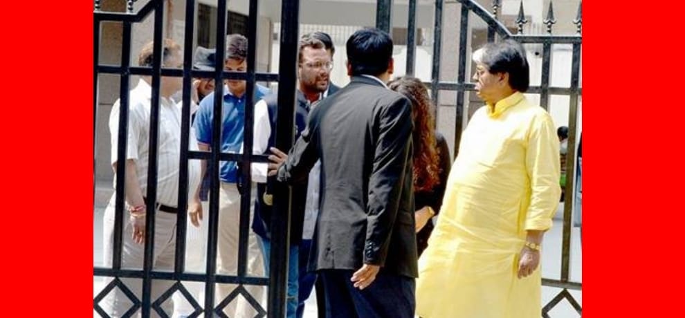 mla amanmani tripathi reaches ghaziabad cbi court for the hearing of her wife murder case