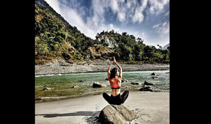 Disha Patani Post Her Vacation Photo In Bikini On Instagram