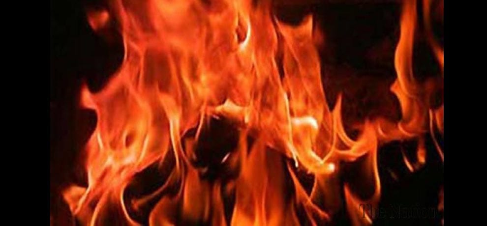 Friend burnt to his friend in azamgarh